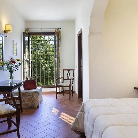 Hotel Abbazia Collemedio & 4*