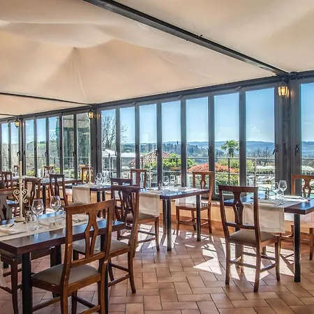 Hotel Abbazia Collemedio & 4*