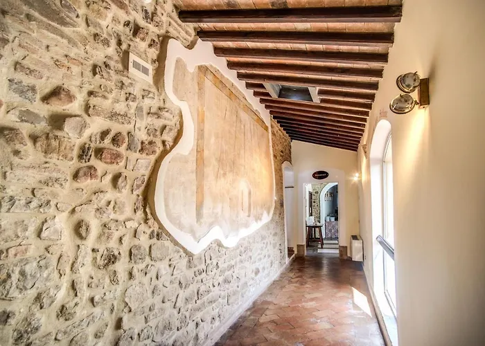 Abbazia Collemedio & 4*